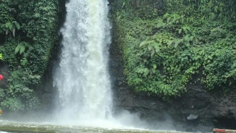air terjun di Kuningan